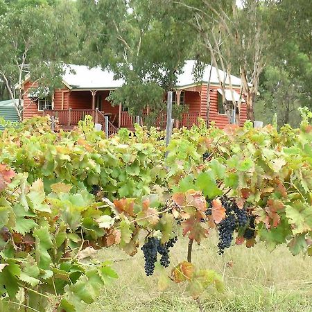 Fergies Hill Spa Cottage @ Granite Ridge Wines Ballandean Exterior photo